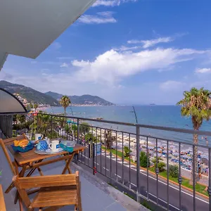 - Happy Appartamento Laigueglia